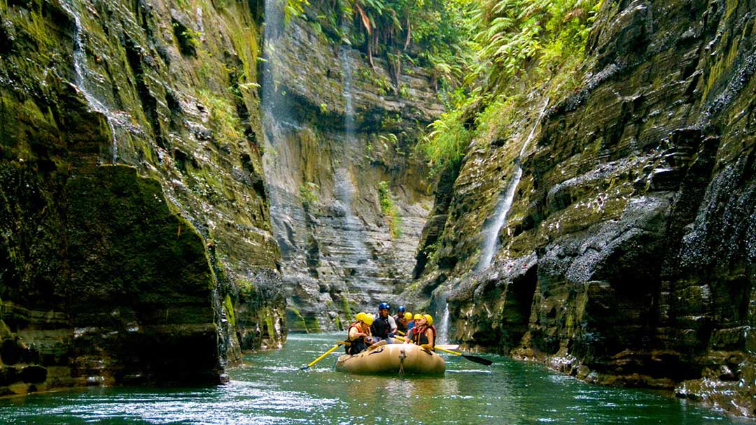 White Water Rafting On The Upper Navua River